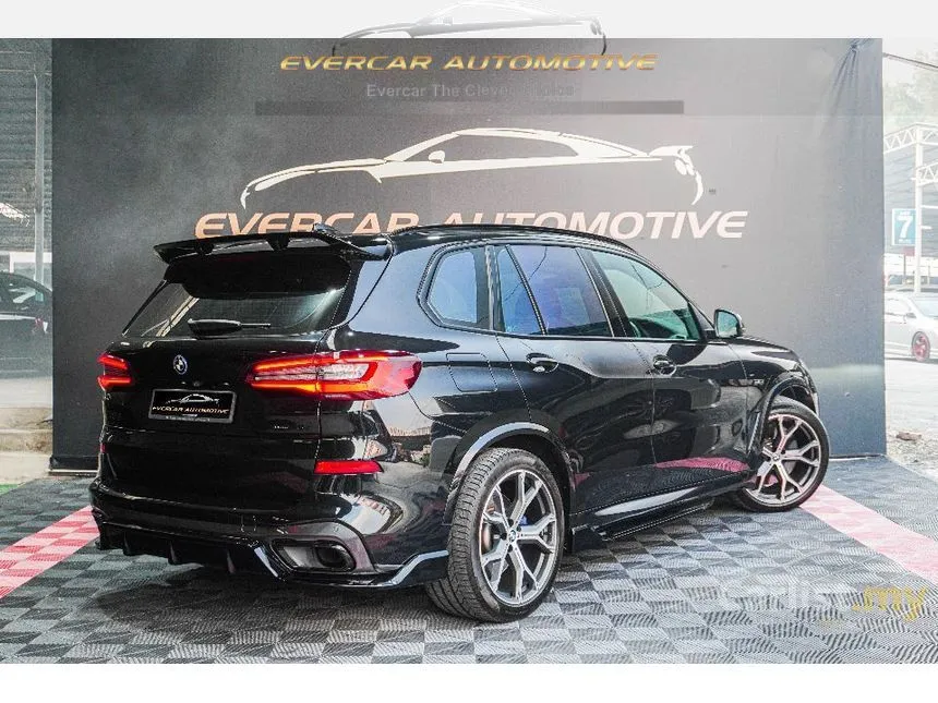 2023 BMW X5 xDrive45e M Sport SUV