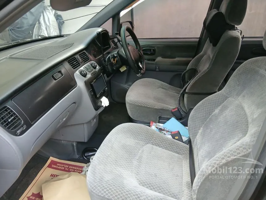 2002 Hyundai Trajet GLS MPV