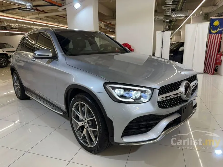 2022 Mercedes-Benz GLC300 4MATIC AMG Line SUV