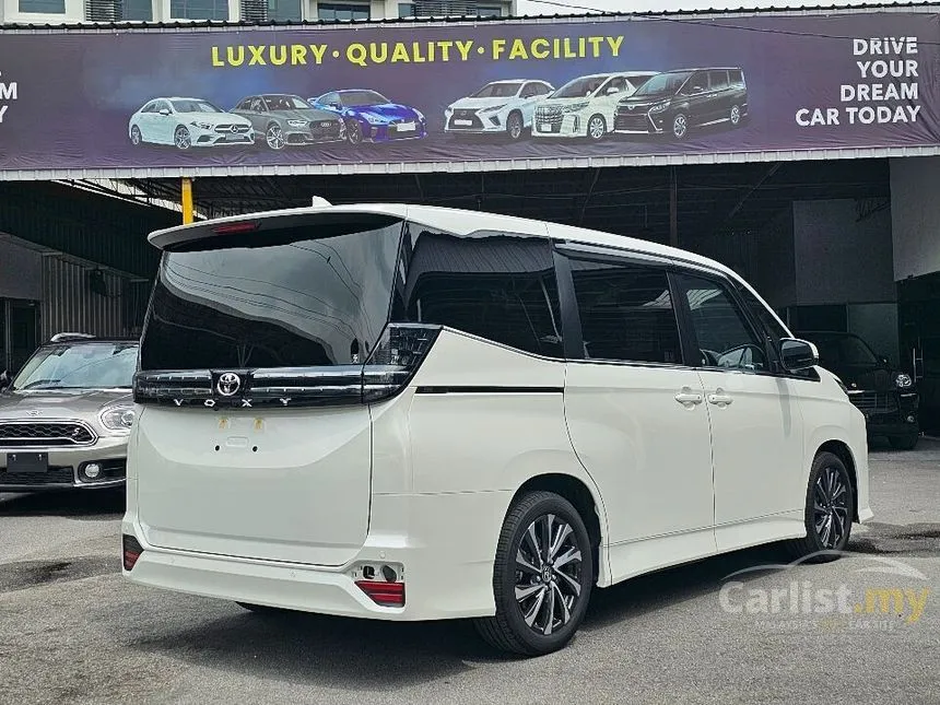 2022 Toyota Voxy S-Z MPV