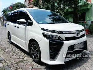 2017 Toyota Voxy 2.0 MPV