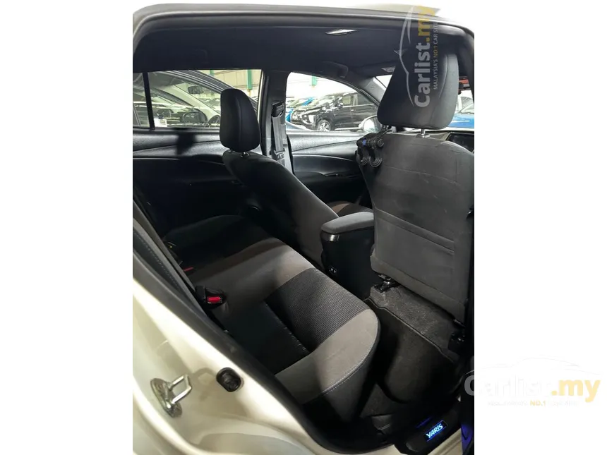 2021 Toyota Yaris E Hatchback