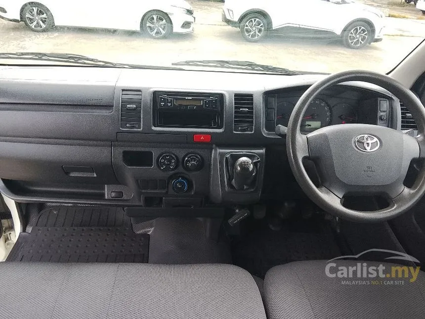 2022 Toyota Hiace Window Van Van