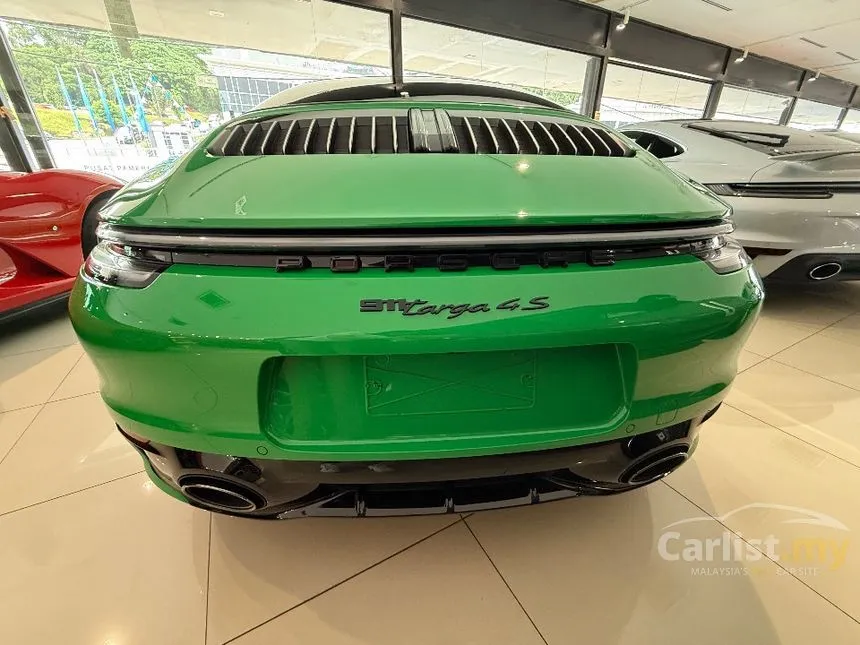 2021 Porsche 911 Targa 4S Heritage Design Edition Convertible