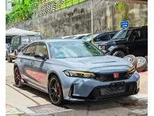 2023 Honda Civic 2.0 Type R Hatchback FL5 MANUAL 7K+ KM RECARO SPORT SEAT BREMBO BRAKE SAFETY SENSING BSM PCS RCTA RACING MODE LSD APPLE ANDROID UNREG