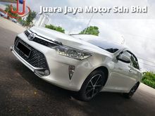 Toyota Camry 2.5 Hybrid Sedan