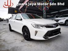 Toyota Camry 2.5 Hybrid Sedan