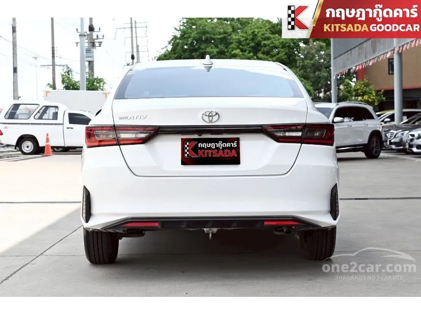 2023 Toyota Yaris Ativ Smart Sedan