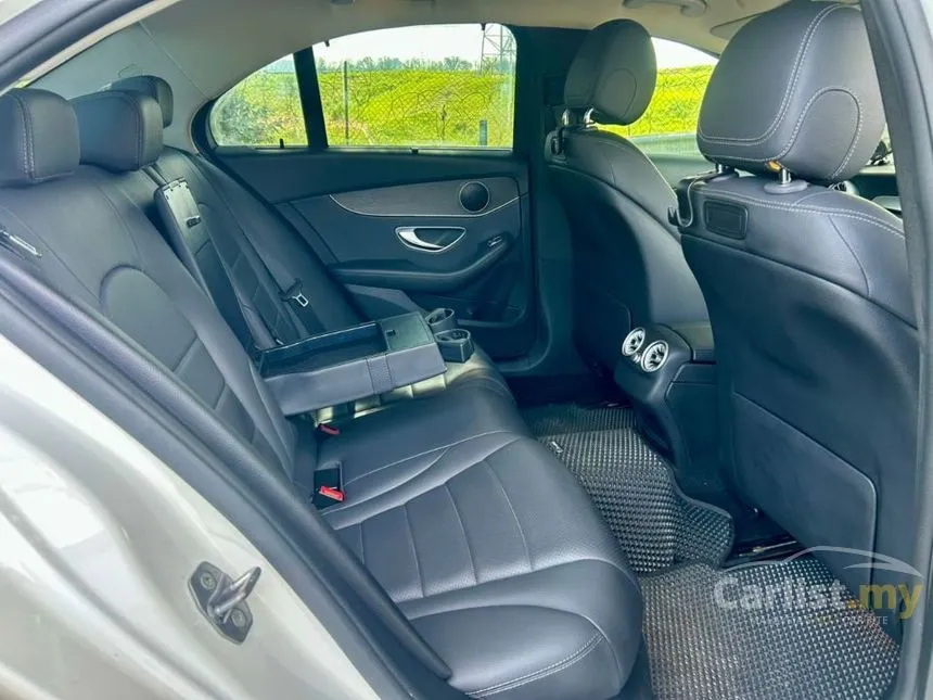2019 Mercedes-Benz C200 AMG Line Sedan