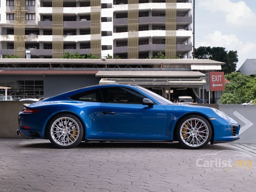 2017 Porsche 911 Carrera 4S Coupe
