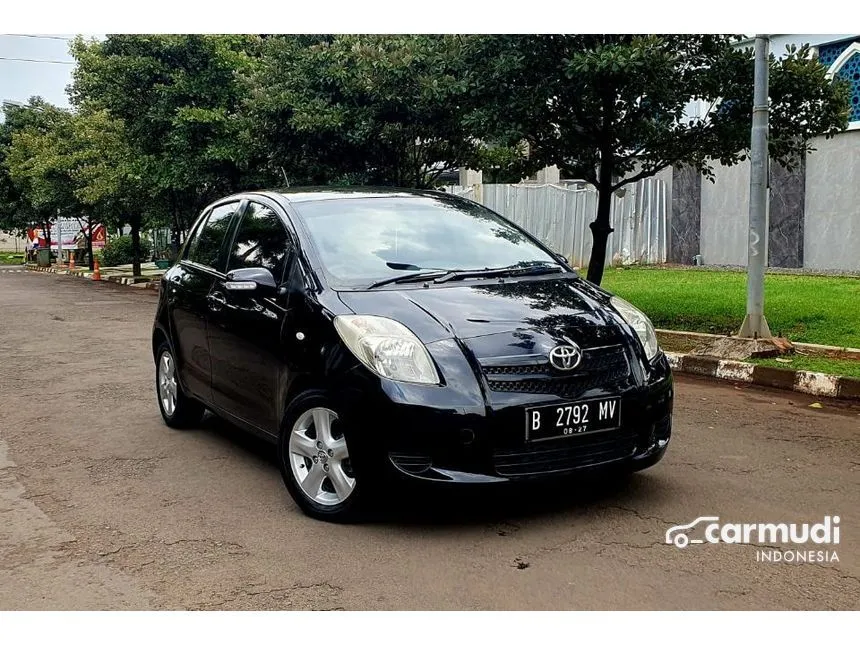 2008 Toyota Yaris E Hatchback