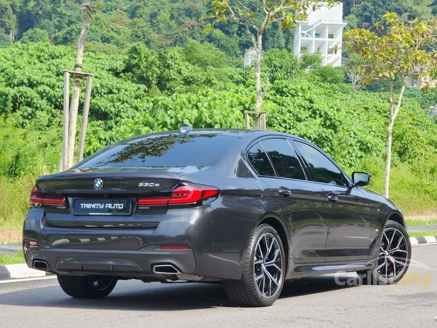 2021 BMW 530e M Sport Sedan