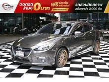 2015 Mazda 3 2.0 (ปี 14-18) S Sports Hatchback