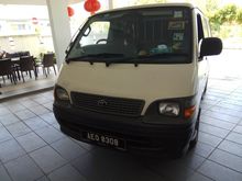 2002 Toyota Hiace 2.5 Panel Van