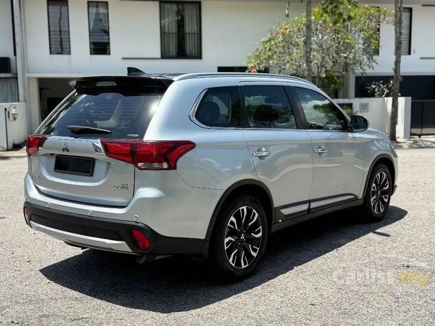 2018 Mitsubishi Outlander SUV