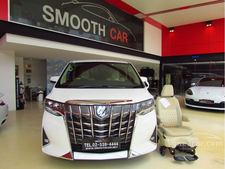 Toyota Alphard Welcab 2019: Kemewahan dan Fungsionalitas untuk Mobilitas Prima