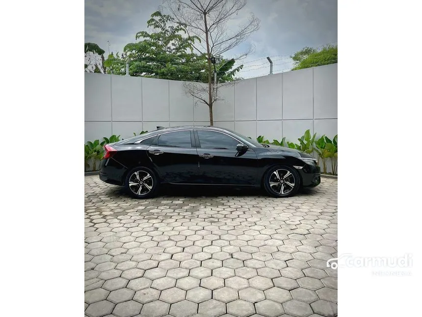 2017 Honda Civic ES Sedan