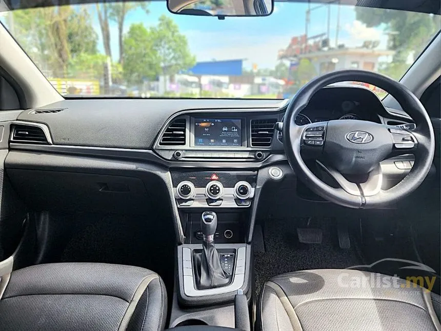2019 Hyundai Elantra Executive Sedan