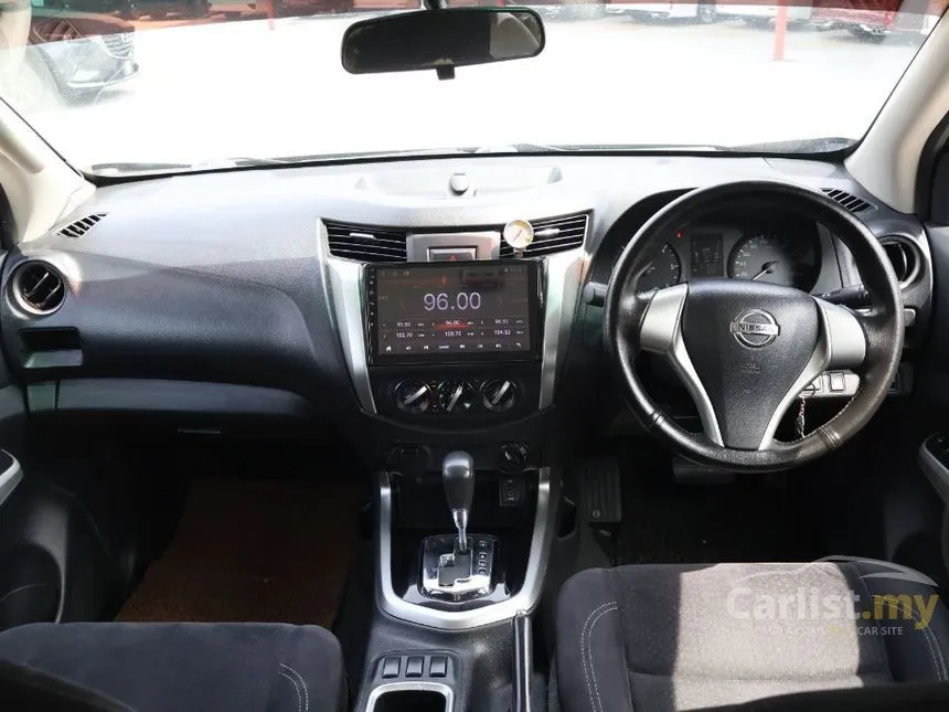 2015 Nissan Navara NP300 SE Dual Cab Pickup