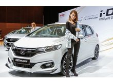 2019 Honda Jazz 1.5L i-VTEC HIGH DISCOUNT FOC TINTING BODYKIT LEATHER SEAT AND MANY EXTRAS