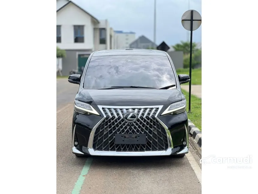 2020 Lexus LM 350 7 Seater MPV