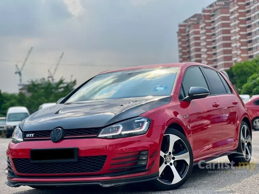 2013 Volkswagen Golf GTI Hatchback