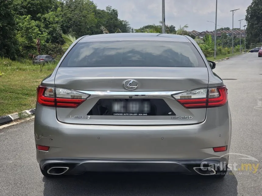 2017 Lexus ES 250 Luxury Sedan