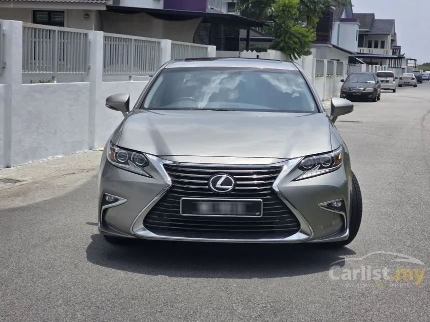 2017 Lexus ES 250 Luxury Sedan