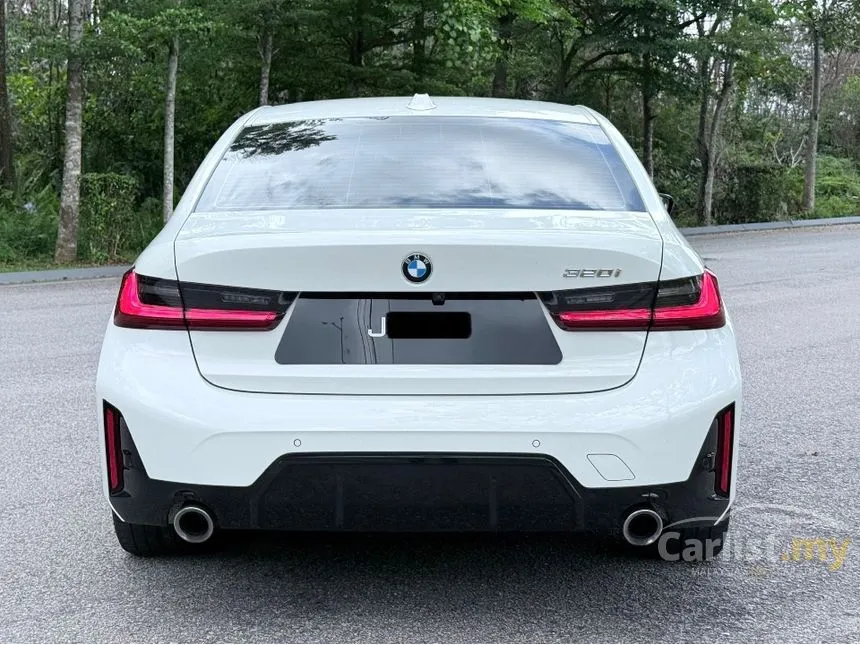2023 BMW 320i M Sport Sedan