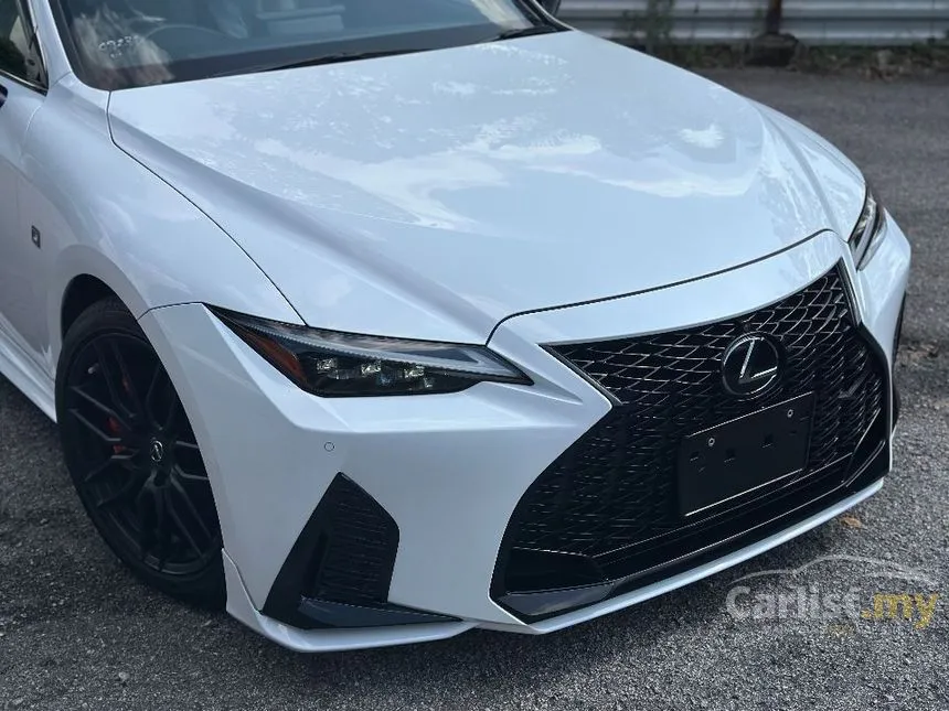 2021 Lexus IS 300 F Sport Sedan