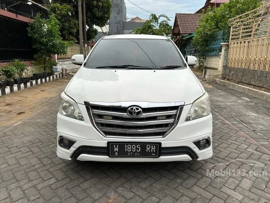 Jual Mobil Toyota Kijang Innova 2014 V Luxury 2.0 di Jawa Timur Automatic MPV Putih Rp 193.500.000