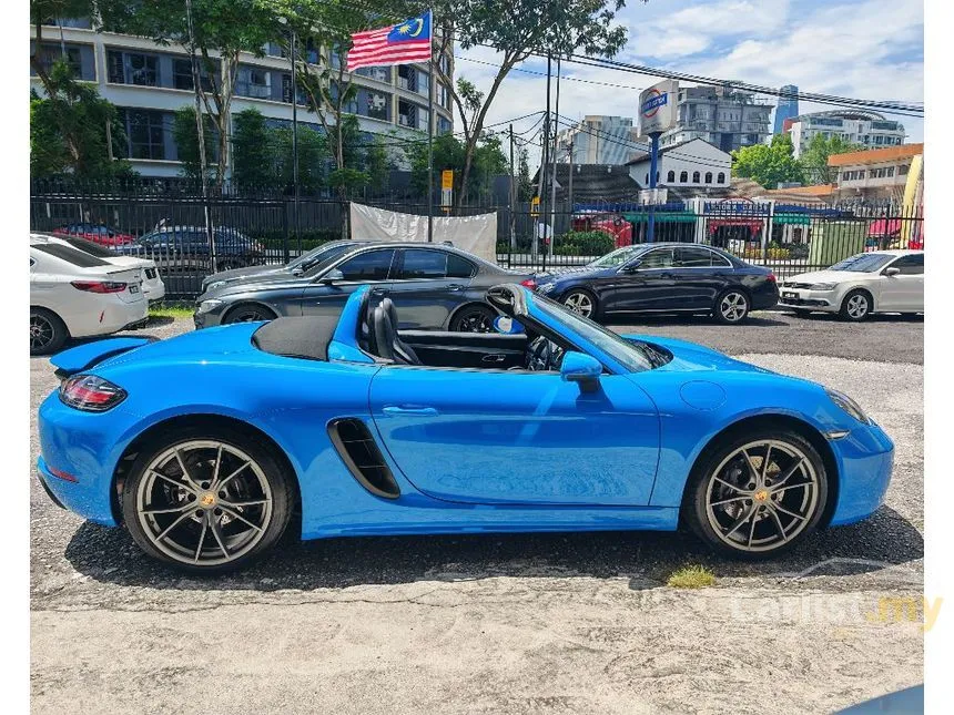 2022 Porsche 718 Boxster Convertible