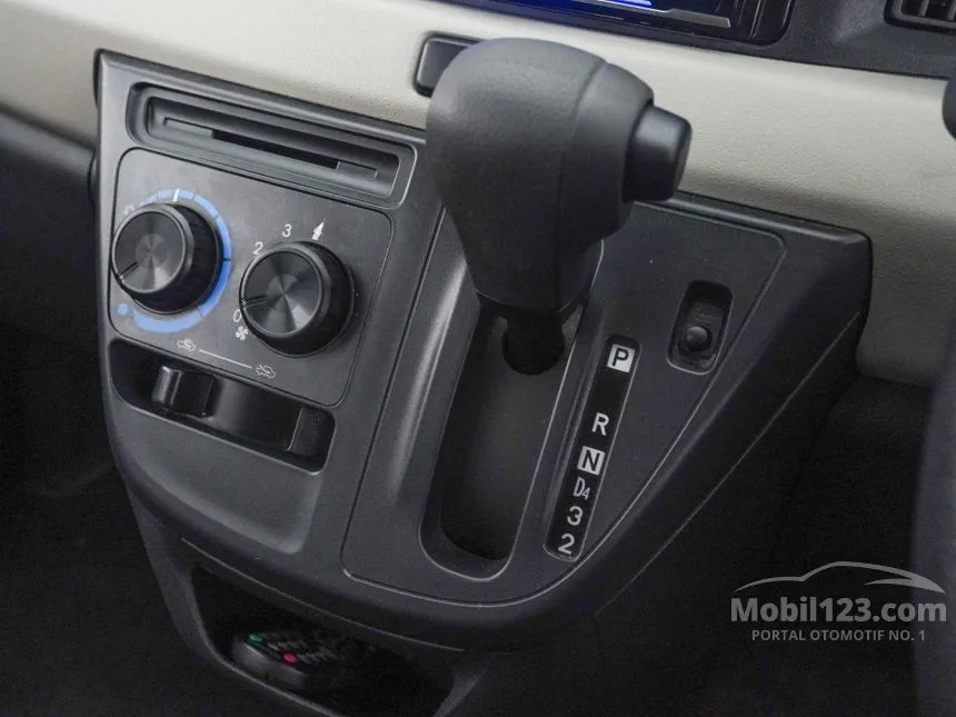 2020 Daihatsu Sigra X MPV