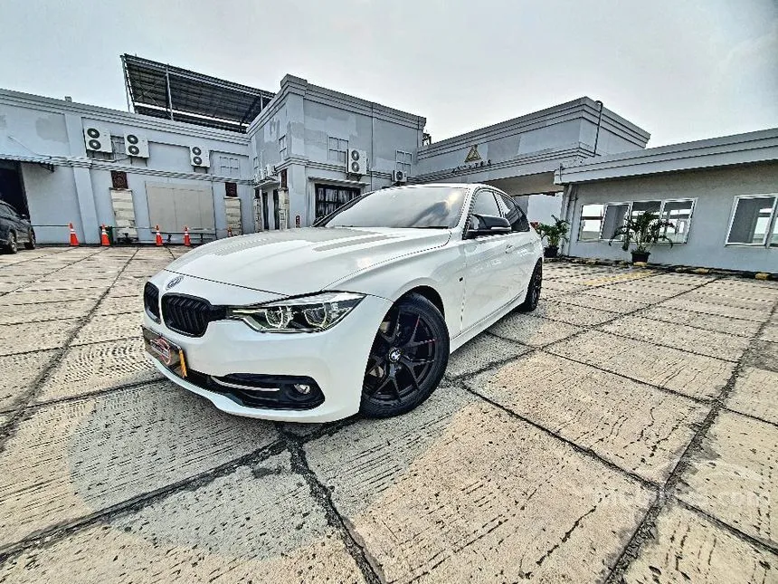 2017 BMW 320i Sport Sedan