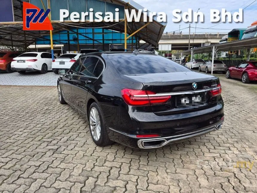 2016 BMW 730Li Sedan