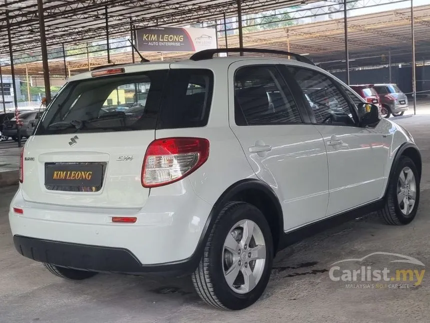 2010 Suzuki SX4 Hatchback