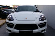 2014 Porsche Cayenne 4.8 GTS SUV WHITE CHAMPION CAR with RED GTS WORDING