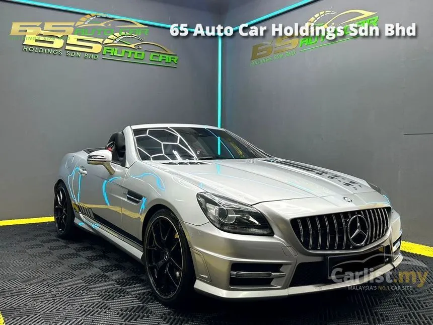 2011 Mercedes-Benz SLK200 AMG Sport Convertible