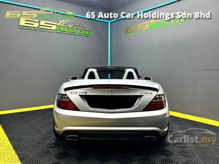 2011 Mercedes-Benz SLK200 AMG Sport Convertible