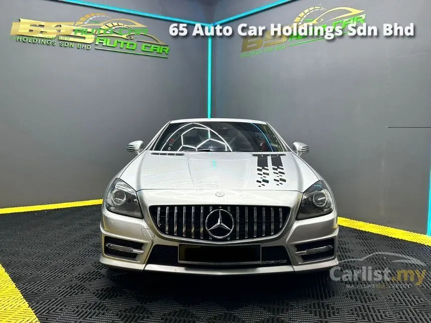 2011 Mercedes-Benz SLK200 AMG Sport Convertible