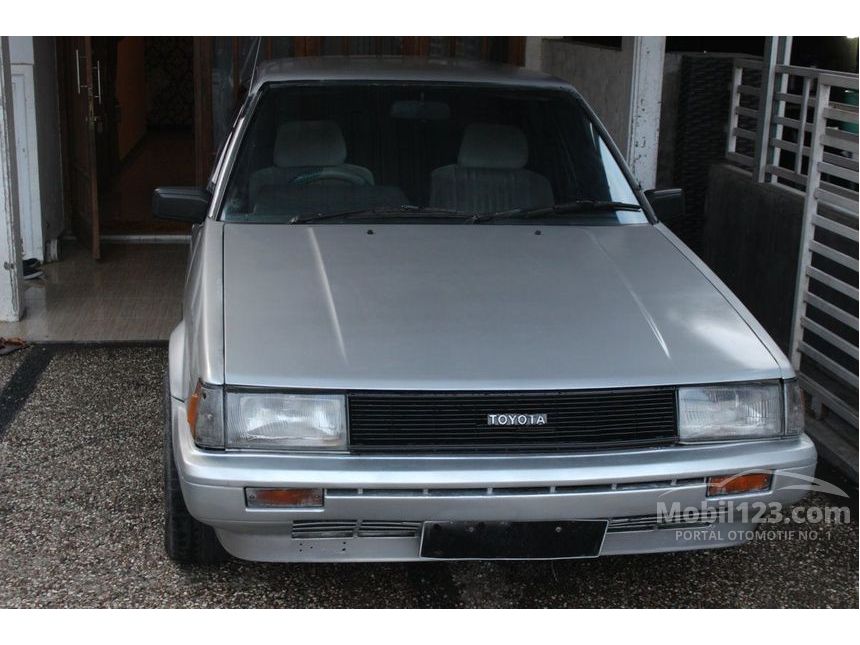 1984 Toyota Corolla Sedan
