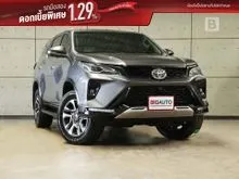 2022 Toyota FORTUNER 2.4 (ปี 15-25) Leader V 4WD SUV AT