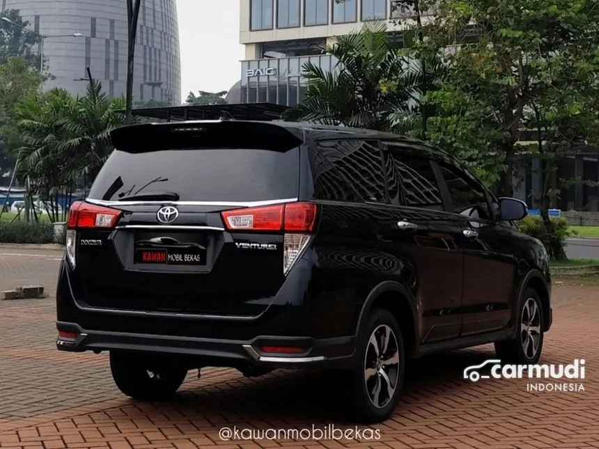 2022 Toyota Innova Venturer Wagon