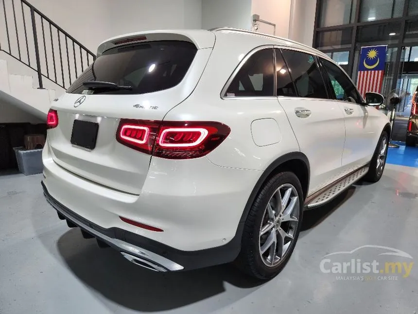 2021 Mercedes-Benz GLC300 4MATIC AMG Line SUV