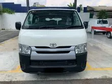 New 2025 Toyota Hiace 3.0L (M) PASSAGER Window Van Van 11/14 SEATERS