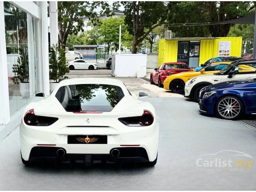 2016 Ferrari 488 GTB Coupe