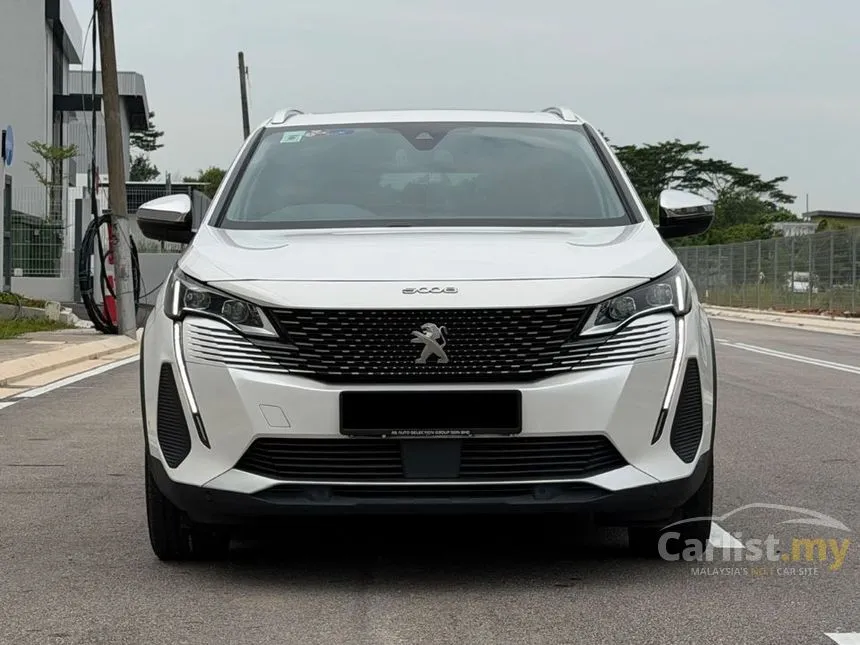 2022 Peugeot 5008 Allure SUV