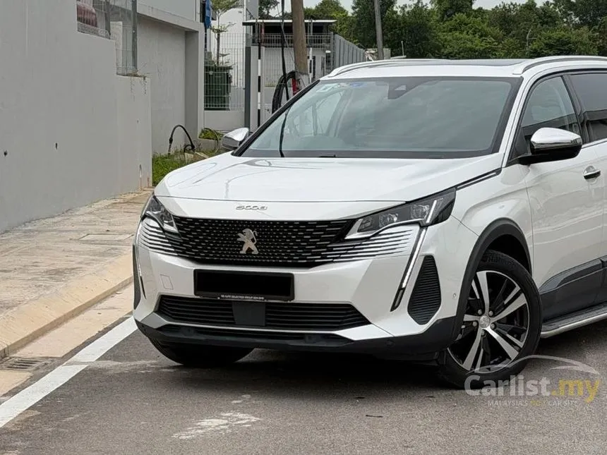 2022 Peugeot 5008 Allure SUV