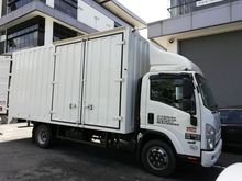 2018 Isuzu NPR 4.6 Lorry Lori Corrugated Box