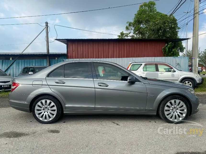 2010 Mercedes-Benz C200 Sedan